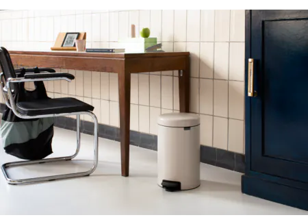 Sfeerfoto - Pedaalemmer NewIcon Brabantia 12L soft beige